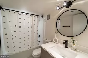 1919 Bennett Pl NE, Washington, DC 20002 - Photo 17