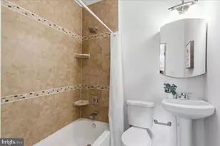 131 R St NE, Washington, DC 20002 - Photo 15