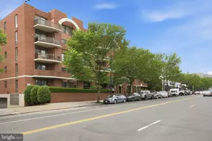 2320 Wisconsin Ave NW, Washington, DC 20007 - Photo 23