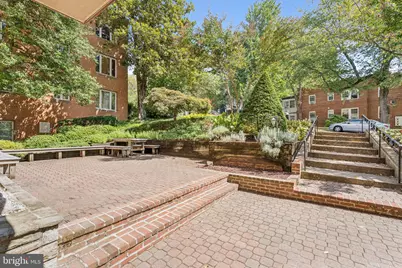 2400 41st Street NW #500, Washington, DC 20007 - Photo 29