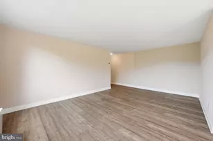 2400 41st St NW, Washington, DC 20007 - Photo 3