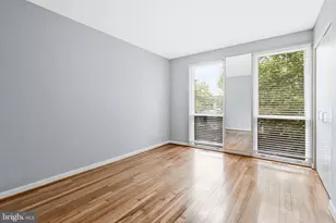 206 G St SW, Washington, DC 20024 - Photo 17