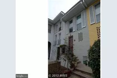 206 G Street SW, Washington, DC 20024 - Photo 1