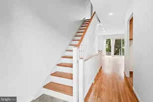 206 G St SW, Washington, DC 20024 - Photo 23
