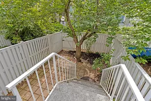 206 G St SW, Washington, DC 20024 - Photo 11