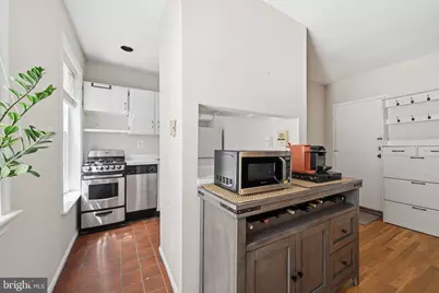 117 E Street SE #302, Washington, DC 20003 - Photo 7