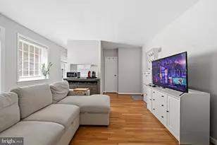 117 E St SE, Washington, DC 20003 - Photo 9