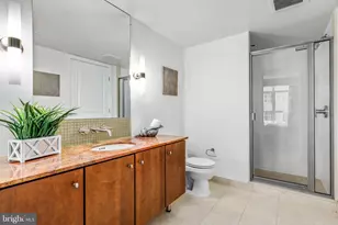 1025 1st St SE, Washington, DC 20003 - Photo 19