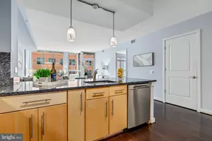 1025 1st St SE, Washington, DC 20003 - Photo 23