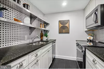 523 8th Street NE #302, Washington, DC 20002 - Photo 9