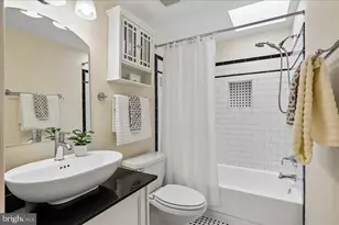 523 8th St NE, Washington, DC 20002 - Photo 37