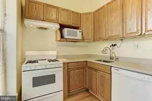 1915 11th St NW, Washington, DC 20001 - Photo 15