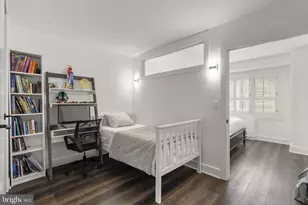 4201 Cathedral Ave NW, Washington, DC 20016 - Photo 21