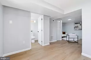 719 Hilltop Terrace SE, Washington, DC 20019 - Photo 27