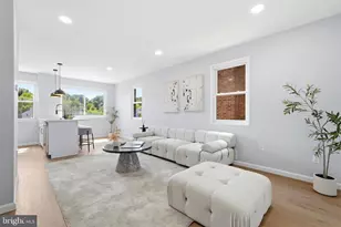 719 Hilltop Terrace SE, Washington, DC 20019 - Photo 3