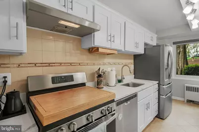 4201 Cathedral Avenue NW #114W, Washington, DC 20016 - Photo 11