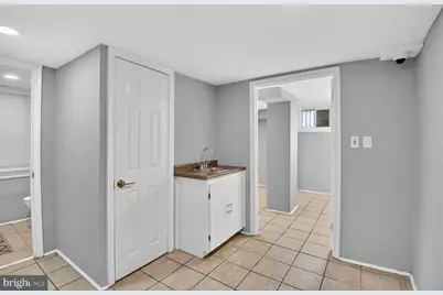 1115 Massachusetts Avenue NW, Washington, DC 20005 - Photo 15