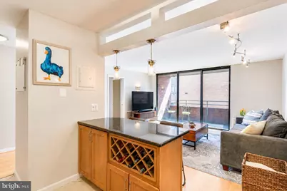 2141 P Street NW #901, Washington, DC 20037 - Photo 9