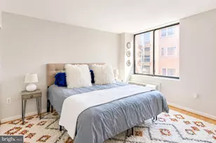 2141 P St NW, Washington, DC 20037 - Photo 11