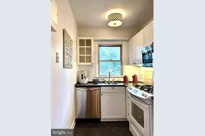 2500 Q Street NW #307, Washington, DC 20007 - Photo 15