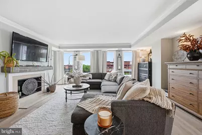 1080 Wisconsin Avenue NW #3016, Washington, DC 20007 - Photo 5