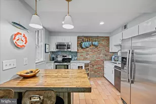 606 E St SE, Washington, DC 20003 - Photo 5
