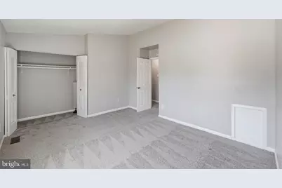 1102 Barnaby Terrace SE, Washington, DC 20032 - Photo 5