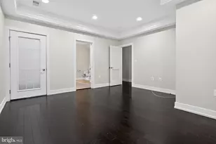 3223 Warder St NW, Washington, DC 20010 - Photo 25