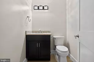 3223 Warder St NW, Washington, DC 20010 - Photo 27