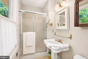 5420 MacArthur Blvd NW, Washington, DC 20016 - Photo 29