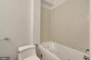 601 L St NE, Washington, DC 20002 - Photo 35