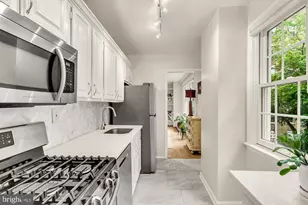1880 Columbia Rd NW, Washington, DC 20009 - Photo 11
