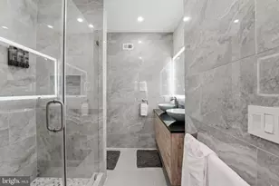 56 Adams St NW, Washington, DC 20001 - Photo 21