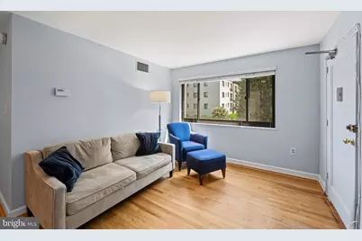 3819 Davis Place NW #4, Washington, DC 20007 - Photo 5