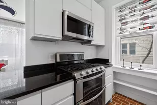 1725 17th St NW, Washington, DC 20009 - Photo 13