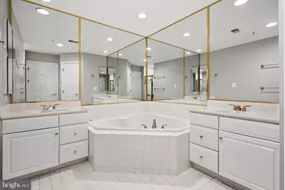5352 43rd Street NW, Washington, DC 20015 - Photo 29