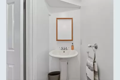 1107 Harvard Street NW #R, Washington, DC 20009 - Photo 7