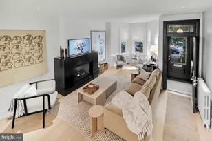 810 North Carolina Ave SE, Washington, DC 20003 - Photo 17