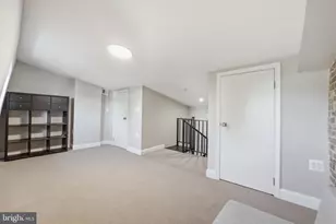 706 12th St NE, Washington, DC 20002 - Photo 25