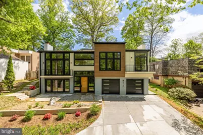 8165 E Beach Drive NW, Washington, DC 20012 - Photo 49