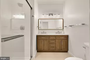 8165 E Beach Dr NW, Washington, DC 20012 - Photo 29