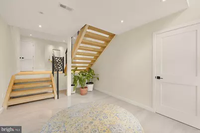 8165 E Beach Drive NW, Washington, DC 20012 - Photo 3