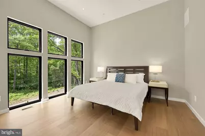 8165 E Beach Drive NW, Washington, DC 20012 - Photo 19