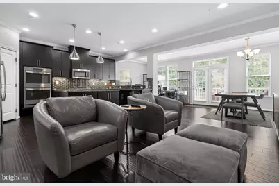 2526 Baldwin Crescent NE, Washington, DC 20018 - Photo 3