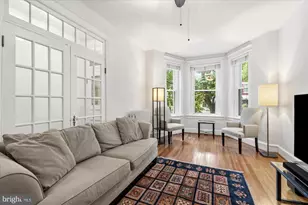 1032 Kenyon St NW, Washington, DC 20010 - Photo 5