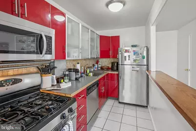 1330 New Hampshire Avenue NW #513, Washington, DC 20036 - Photo 13