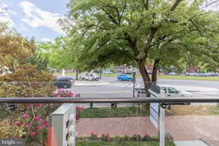 1332 G St SE, Washington, DC 20003 - Photo 5