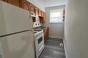 411 Lebaum St SE, Washington, DC 20032 - Photo 9
