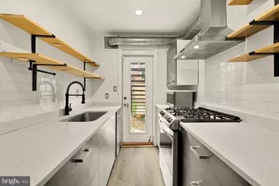 215 Hawaii Avenue NE, Washington, DC 20011 - Photo 15