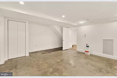215 Hawaii Avenue NE, Washington, DC 20011 - Photo 23